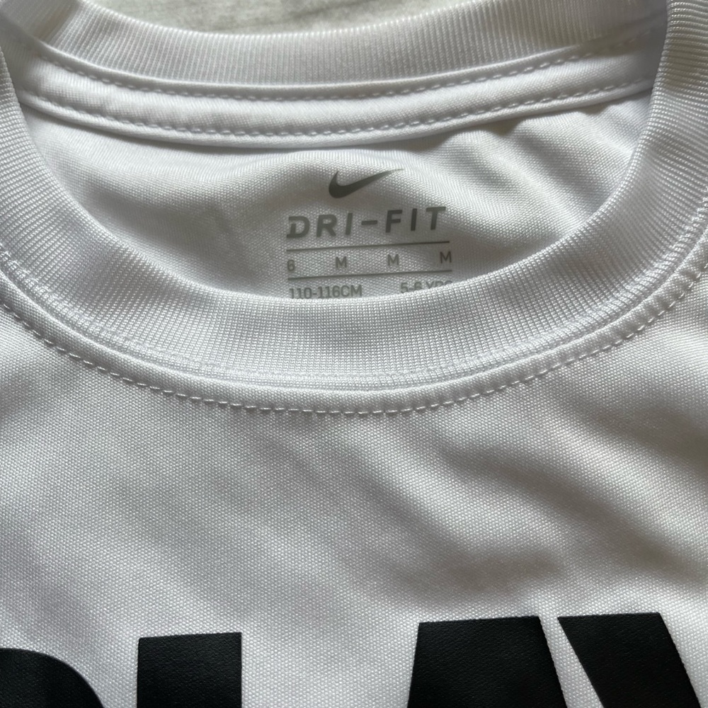 Nike Short Set - Picture 2 of 3